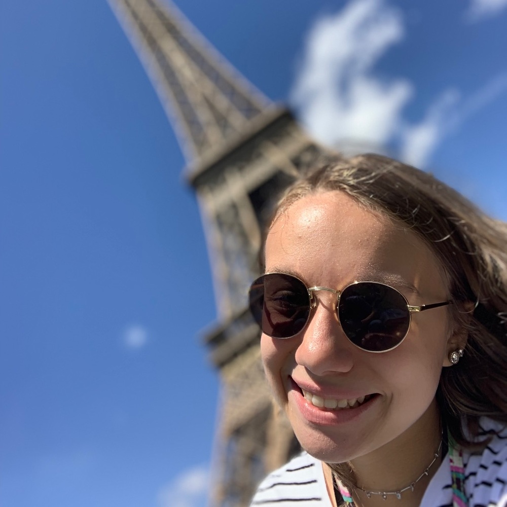 Meet your Posher, Olivia